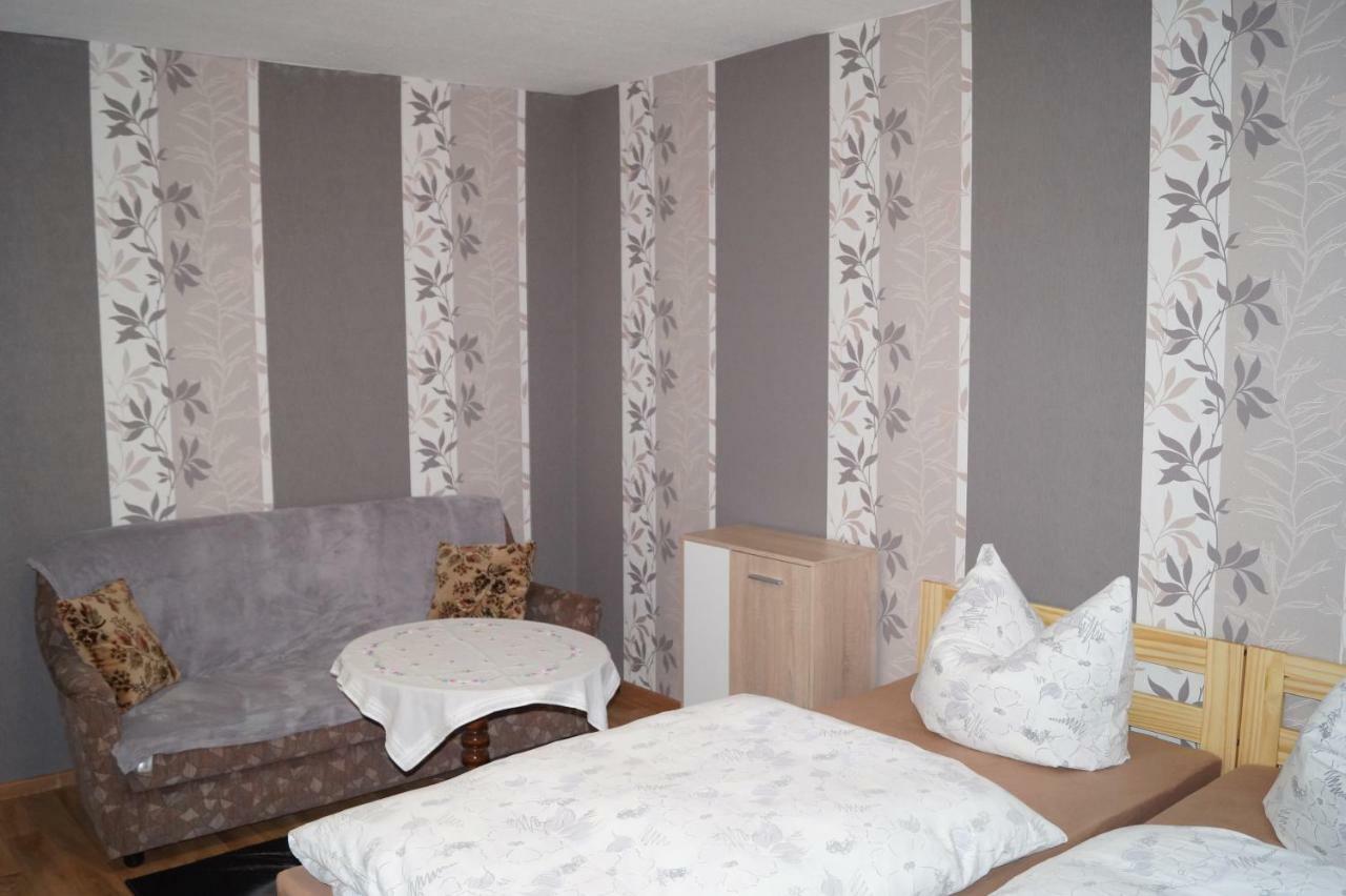 Ferienhaus Zum Jagdschlosschen Letschin Extérieur photo